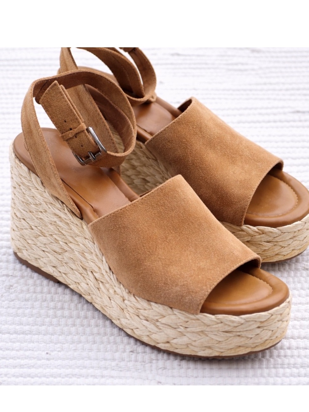 Marc Fisher LTD Suede Espadrille Wedge Sandals Platform Ankle Strap